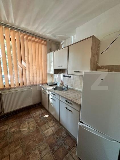 Apartament cu 2 camere decomandat, mobilat în Ultracentral
