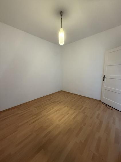 Spațiu comercial, de 75 mp, în Lipovei