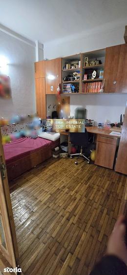 Apartament 4 camere de vanzare Parter Inalt(fizic Etaj 1) Pia?a Ovidiu - 3