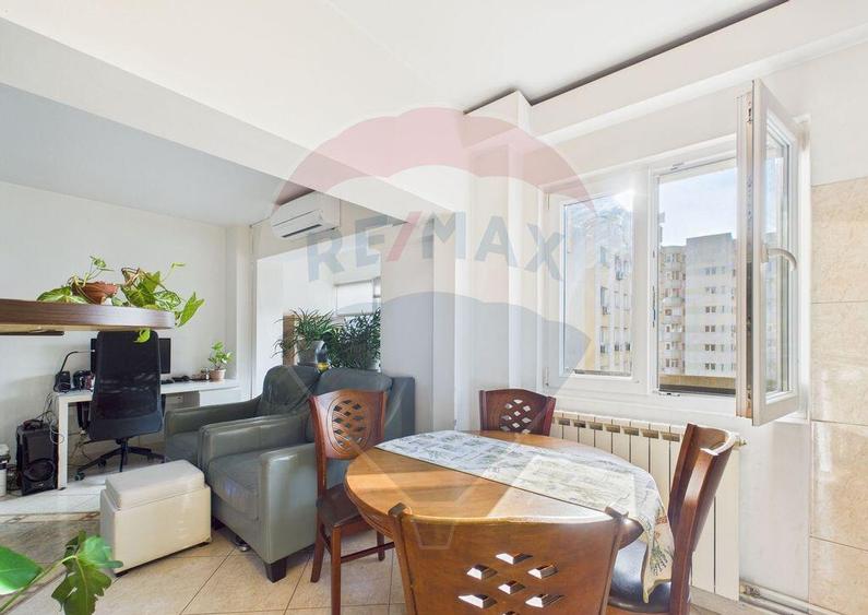 Apartament cu 3 camere cu centrala proprie langa metrou I... - 1