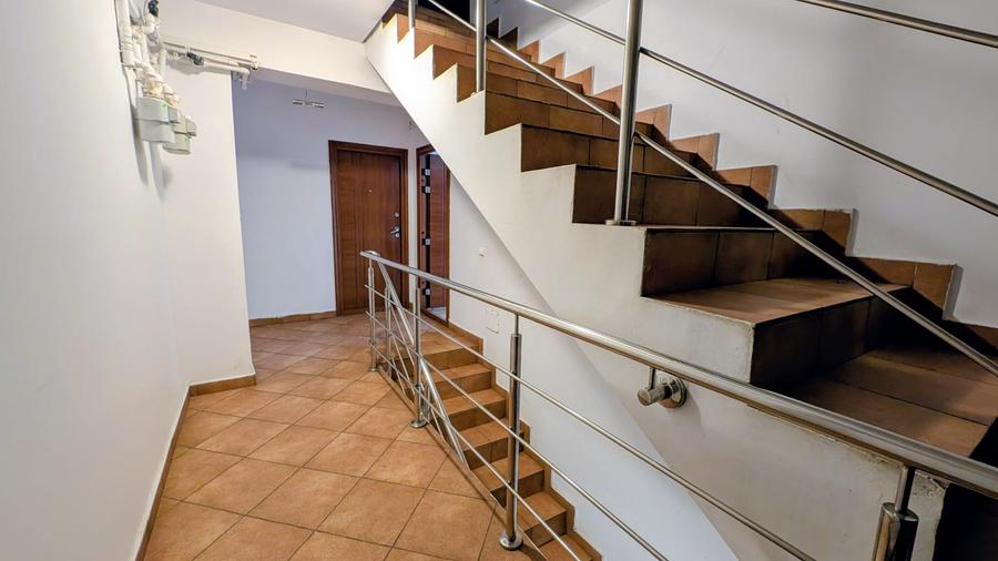 Bloc S+P+2E+M stradal,13 apt/birouri,instit.invatamant,airb&b,comerciale,clinica - 45