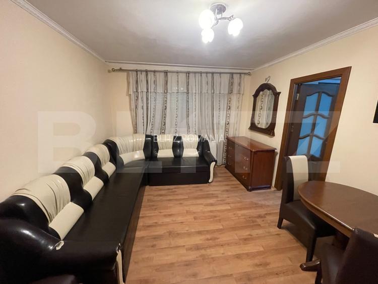 Apartament de vanzare, cu 2 camere, 50 mp, zona Micro 15
