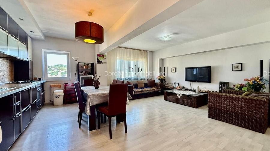 Vanzare apartament 4 camere-Manastur- zona Piata Flora