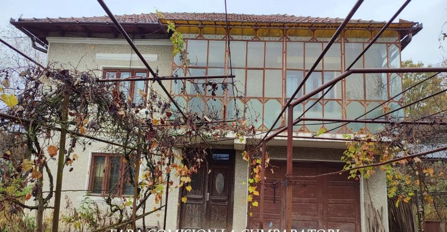 CASA CU TEREN 1730 MP, UTILITATI RACORDATE - 3