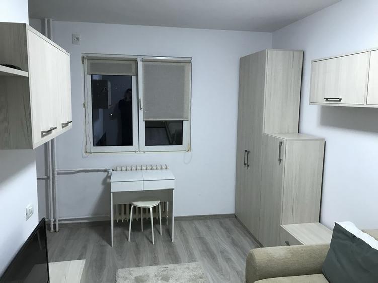 Inchiriez Garsoniera Titan - 5