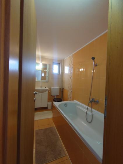 Zona Centrala, Amenajat, Etaj 1, Decomandat, Centrala, Parcare - 6