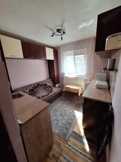 De vinzare garsoniera - 5