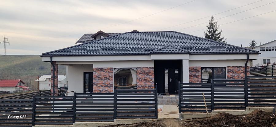 Casa noua pe parter la Bucovina-Curtesti - 1