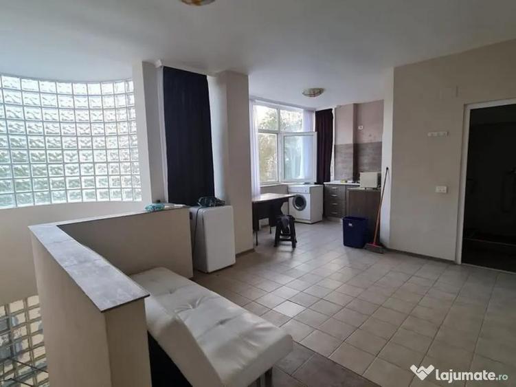 Spatii Comerciale trafic intens Teatrul de vara Neptun - 8