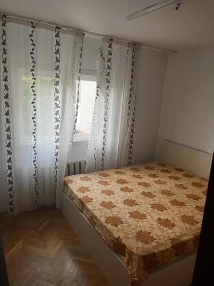 Apartament 2 camere decomandat etaj 4 zona Soarelui - 1