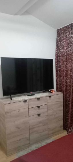 Se vinde garsoniera in Ostroveni Valcea mobilata si utilata, aer conditionat, centrala, suprafata de 34 mp pt detalii puteti suna la tel 0741483622 - 6