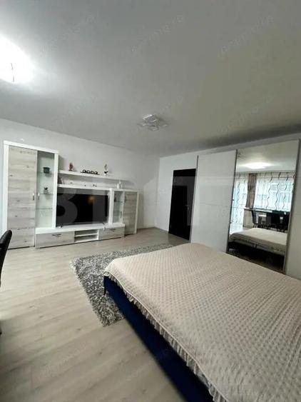 Garsoniera moderna cu balcon, bloc nou - Sanpetru - 1