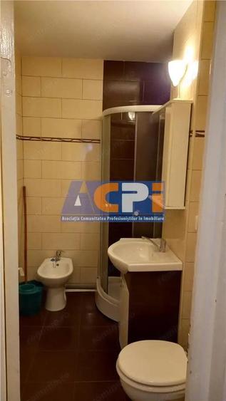 2 camere decomandate - 1