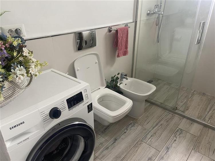 Apartament 3 camere , zona ultracentrala - Primaria Focsani, decomandat , renova - 14