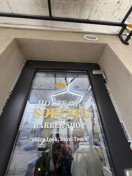 Salon barber shop de inchiriat amenajat si mobilat cu 2 posturi - 3