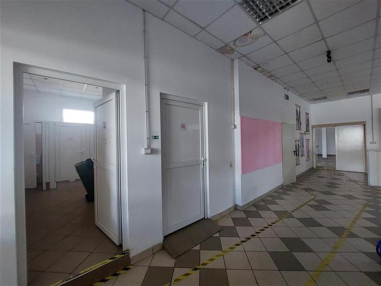 Hala de inchiriat in apropiere de aeroport - 6