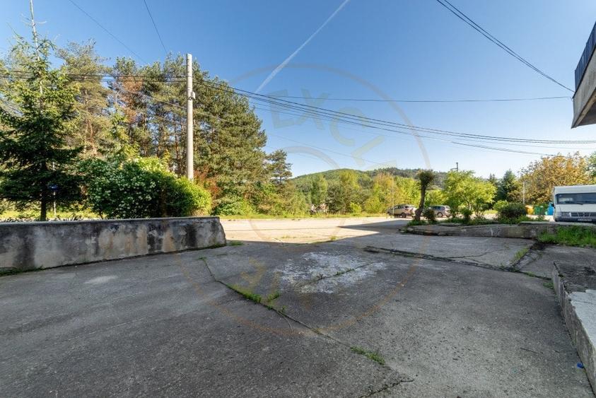 Inchiriere spatiu de depozitare 247 mp, curte 158 mp, Campulung, AG - 11