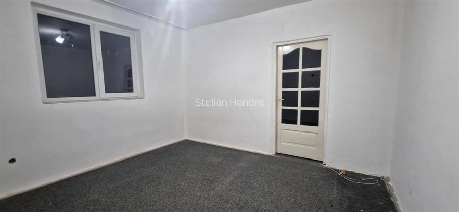 Apartament cu 2 camere semidecomandat în Central Apartament cu 2 camere semidecomandat în Central