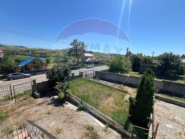 Casă / Vilă cu 5 camere de vânzare - 10