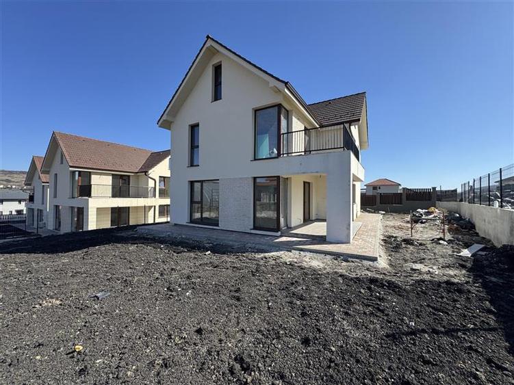 Casa Individuala + Garaj situata in Chinteni - 3