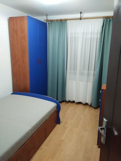 Inchiriez Apartament 3 camere - 3
