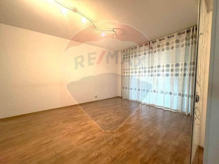 Apartament 3 cam de vânzare Drumul Taberei-metrou Valea Ialomitei - 13