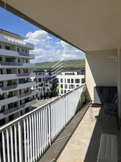 Apartament cu 2 camere semidecomandat, mobilat în Florești