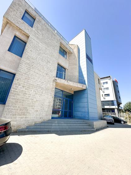 Cladire reprezentativa de vanzare | S+P+3E - 2004 | Vad Stradal  - Constanta - 1
