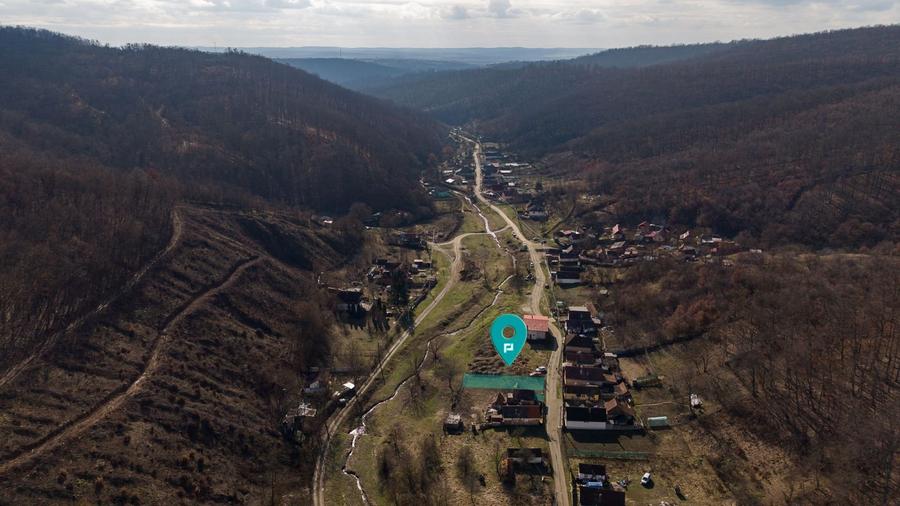 Teren intravilan de 302 mp în localitatea Șoimoș - 2