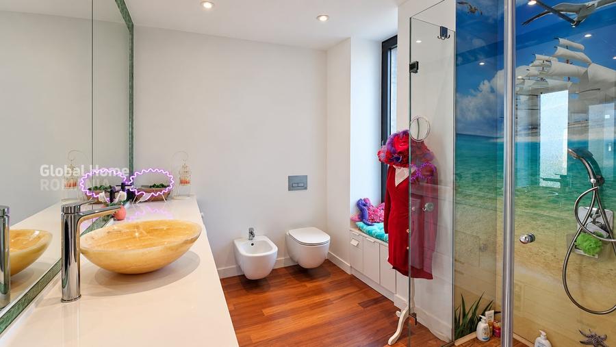 Duplex cu 4 camere cu Canalizare în Tunari