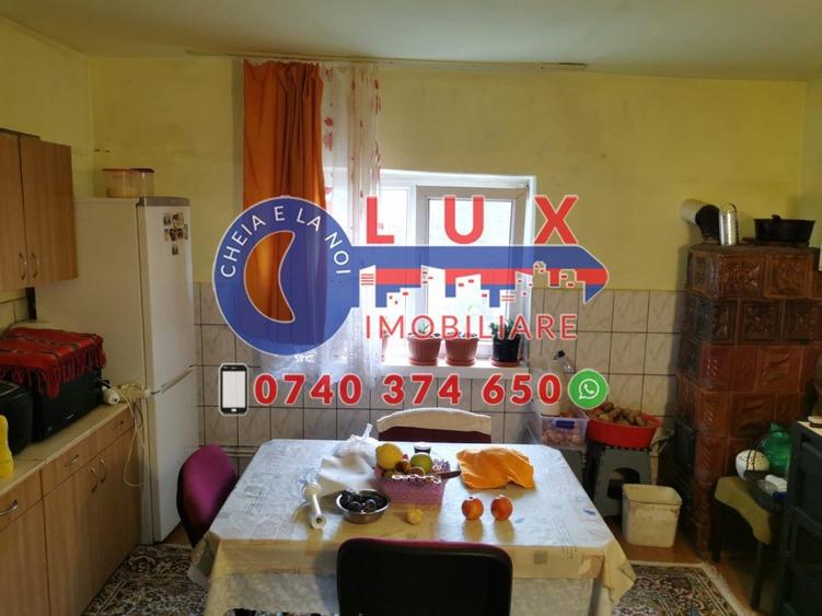 Casă cu 5 camere cu Teren 1200 Mp în Babadag