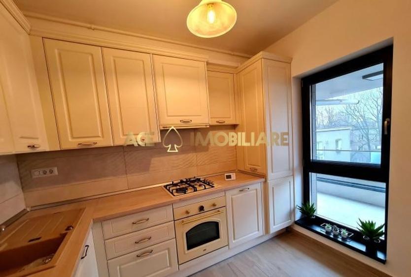 Apartament cu 3 camere decomandat, mobilat în Floreasca
