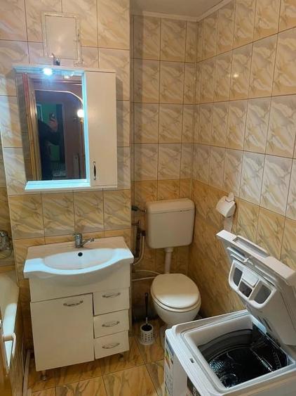 Apartament cu 2 camere decomandat în Broșteni (Costești)