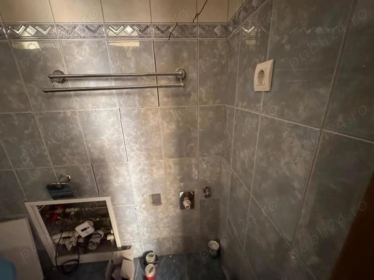 Garsonieră decomandată în Central