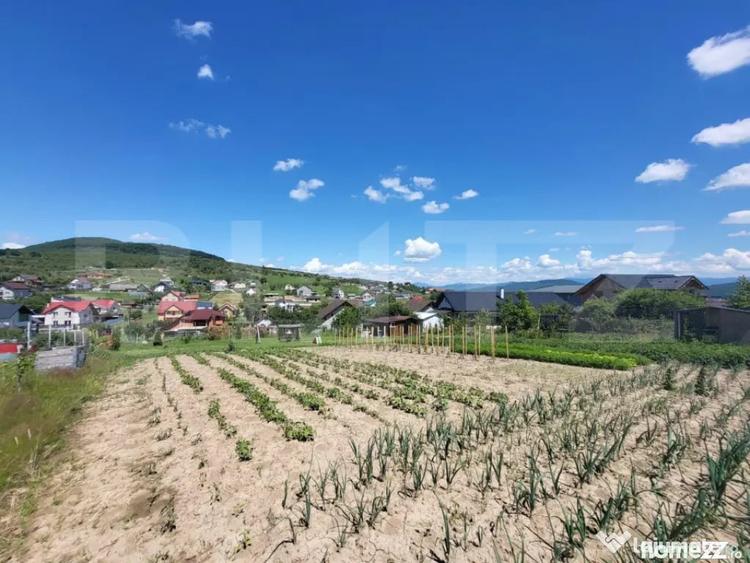 Teren de 1400 mp, în Centura