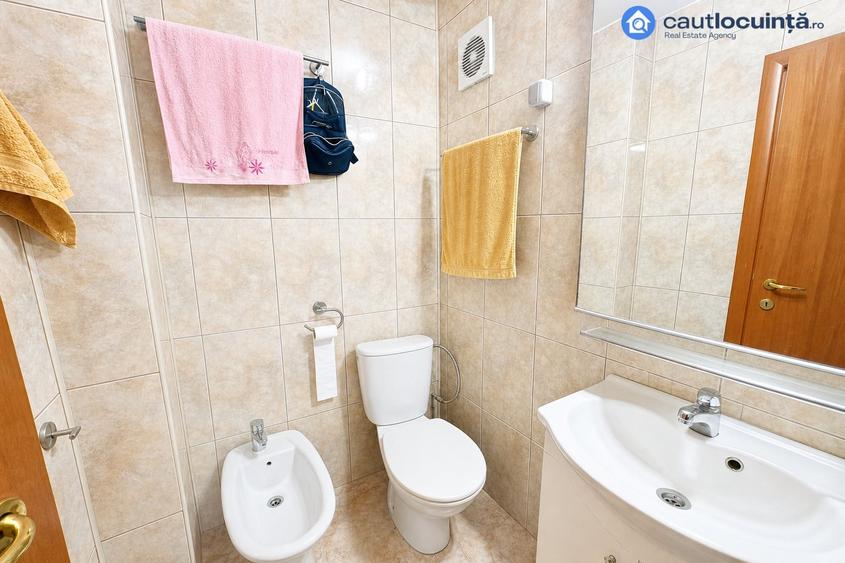 Apartament cu 3 camere semidecomandat, mobilat în Grivița