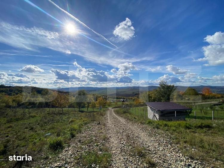 Teren 10 ari, Valea Budacului priveliste superba, zona de cabane - 2