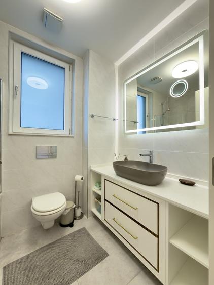 Apartament cu 2 camere semidecomandat, mobilat în Floreasca