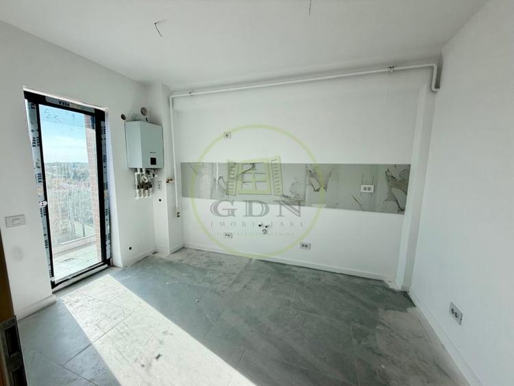 Apartament cu 3 camere decomandat în 1 Mai