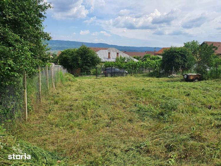 Teren in Troianu 428 mp, utilita?i la poarta, la 5 minute de centru - 9