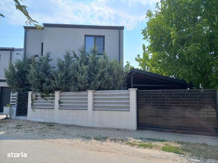 Casă cu 4 camere în Corbeanca