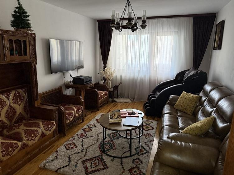 Apartament cu 2 camere semidecomandat în Central