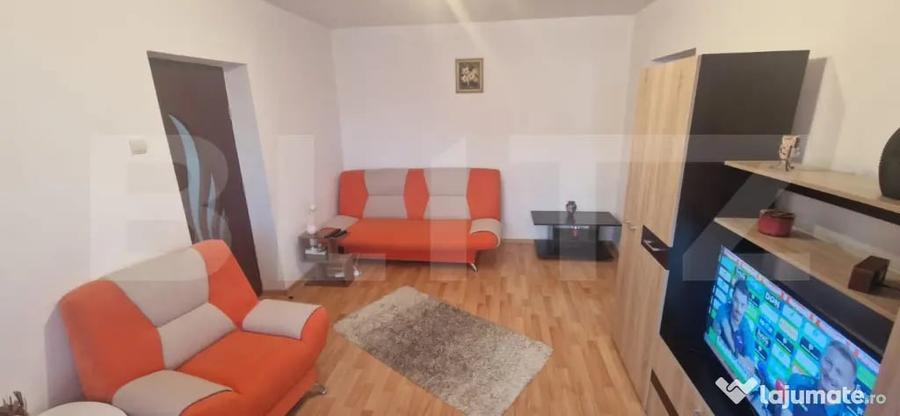 Apartament cu 2 camere semidecomandat în Decebal