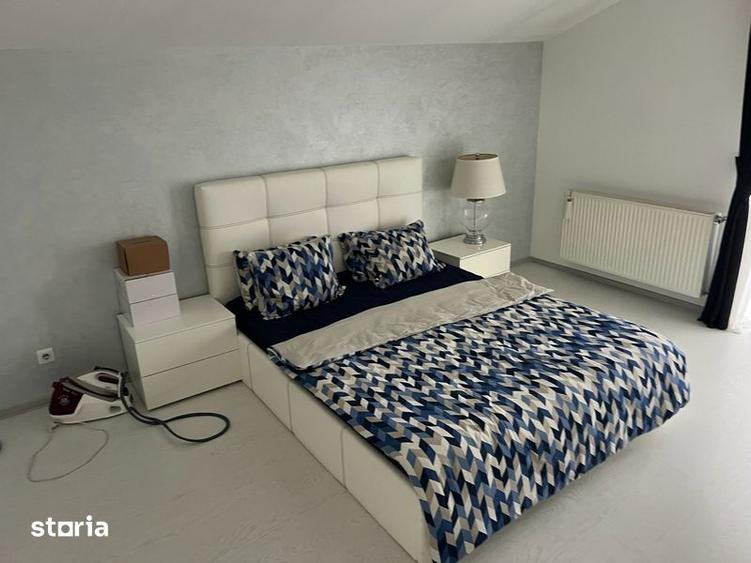 Apartament cu 4 camere decomandat, mobilat în Central