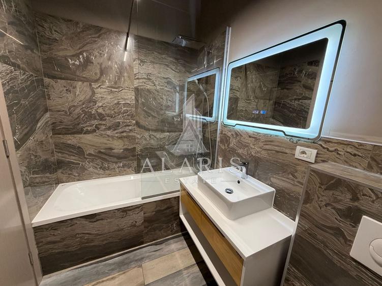 Apartament cu 2 camere semidecomandat, mobilat în Mircea cel Bătrân