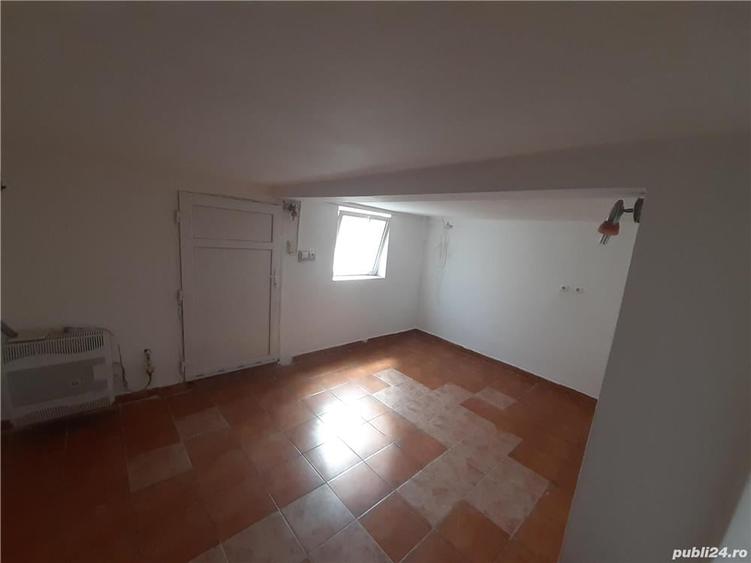 Spațiu comercial, de 120 mp, în Gai