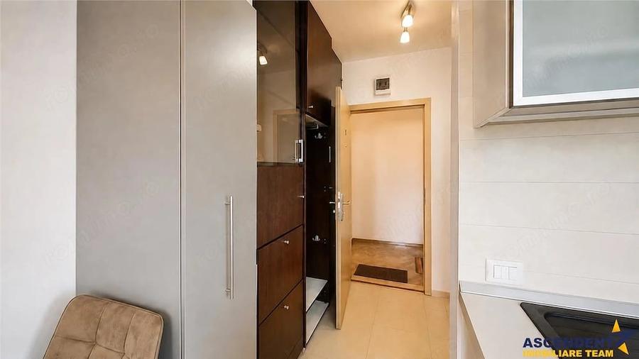 Apartament cu 2 camere semidecomandat în Central