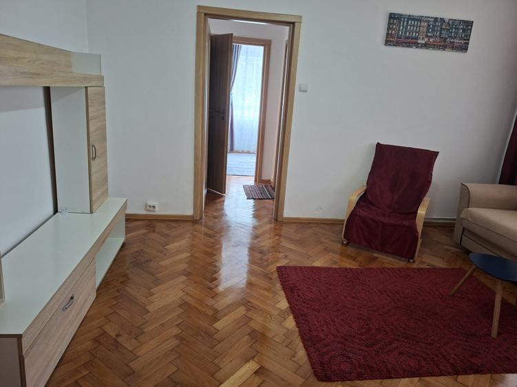 Apartament cu 2 camere semidecomandat în Gării