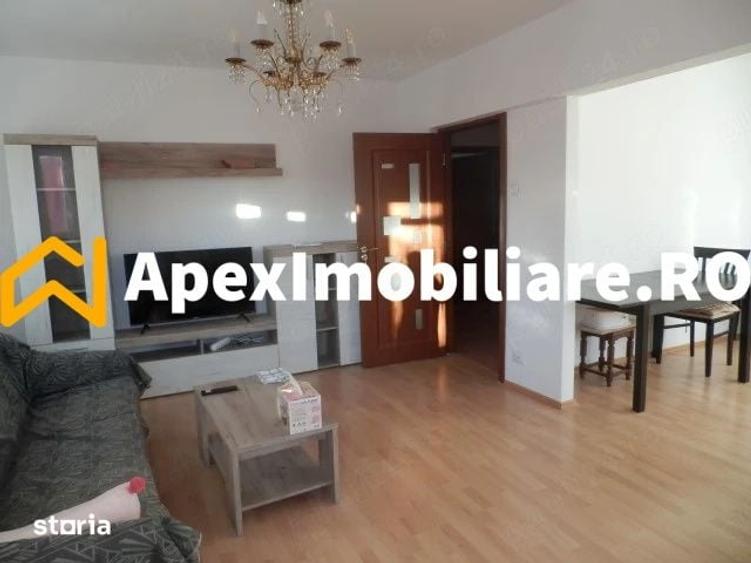 Apartament cu 3 camere decomandat în Aviației