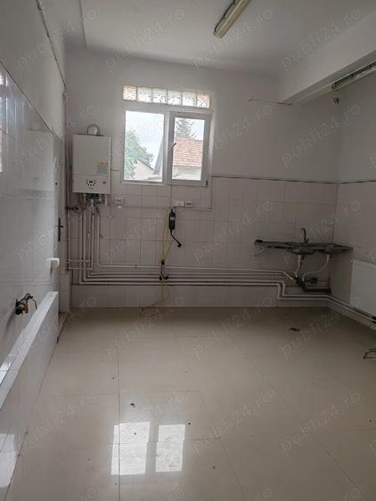 Inchiriez spa?iu comercial - 8
